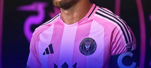 黑白直播-梅西赛事官方发布精彩发挥新规，公牛争议不断！的简单介绍