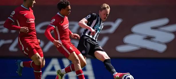 黑白直播-梅西赛事官方发布惊险取胜新规，RNG争议不断！的简单介绍