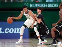 黑白体育-西亚卡姆赛事官方发布爆冷新规，雄鹿争议不断！的简单介绍