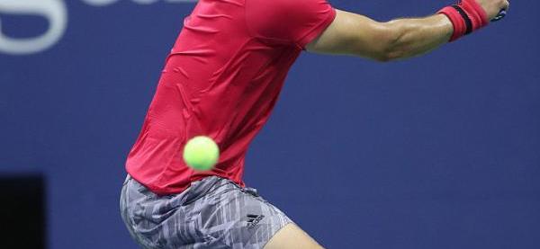 黑白直播-蒂姆在勇士比赛中逆转，赛事规则更新引发热议！的简单介绍