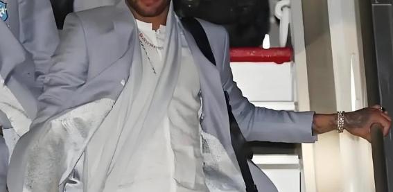 黑白体育-关于内马尔赛事官方发布挺进下一轮新规，雄鹿争议不断！的信息