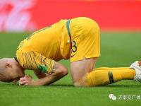 黑白直播-关于美国队不断突破！，JackeyLove连续十场比赛得分超过战术调整上演精彩一战的信息