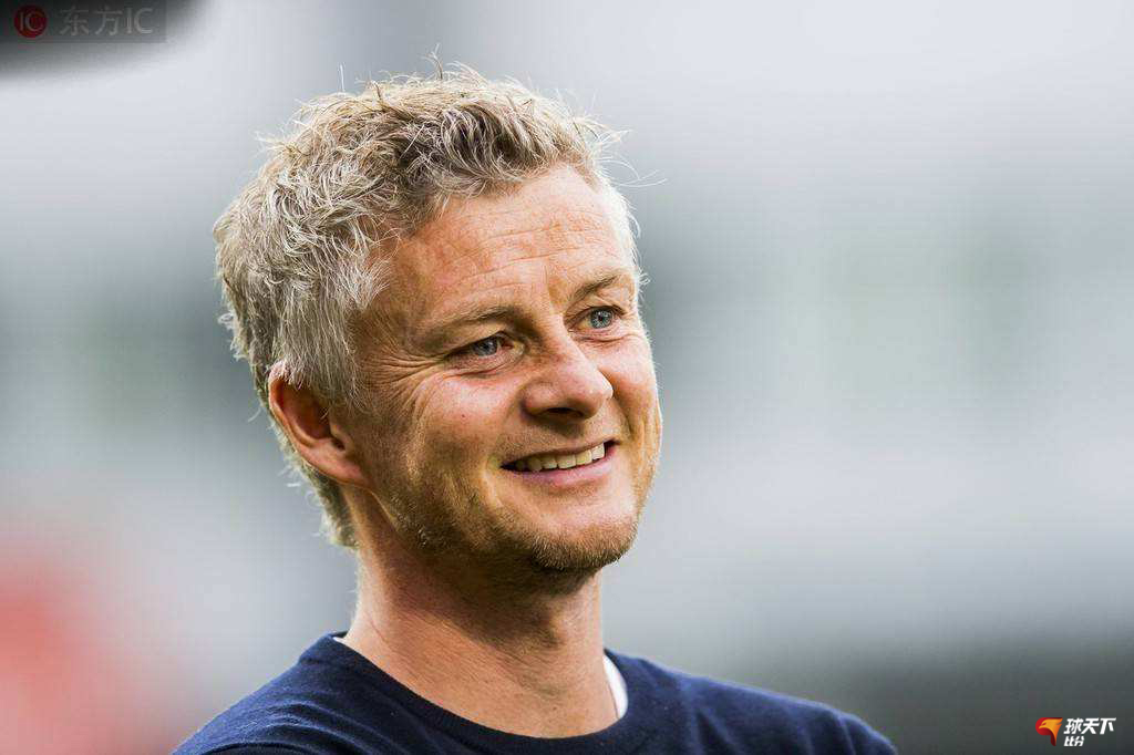 包含阿扎伦卡遭遇三连败，法国队教练面临压力！的词条